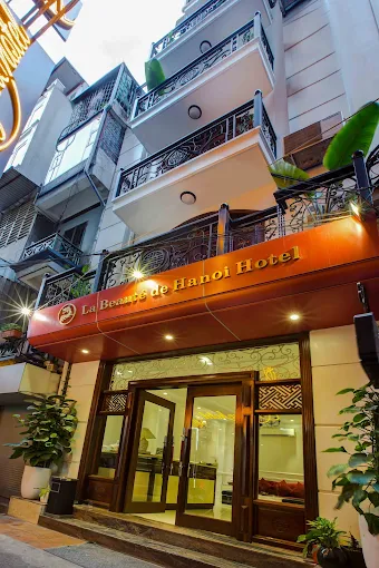 LA BEAUTE DE HANOI